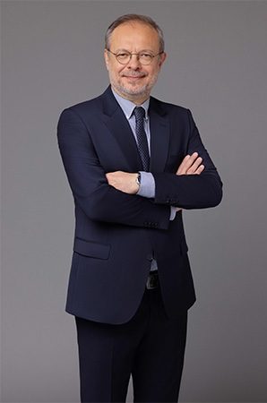 Kuveyt Türk Kurumsal ve Ticari Bankacılıktan Sorumlu Genel Müdür Yardımcısı Dr. R. Ahmet Albayrak